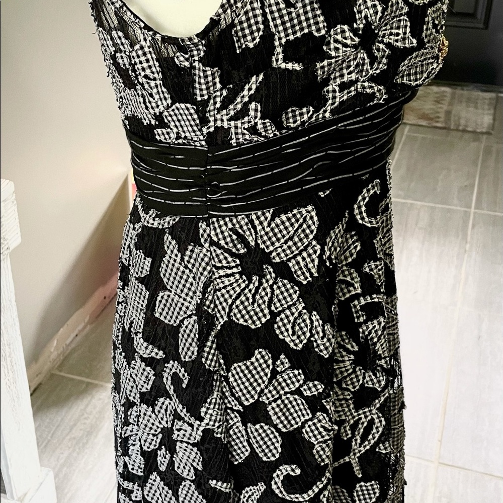 Anthropologie Dress Size 0 - Picture 4 of 6
